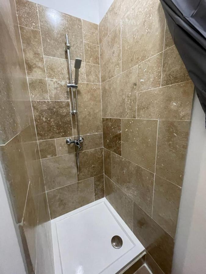 Ferienwohnung Studette Avec Le Charme De L'Ancien Avignon Exterior foto
